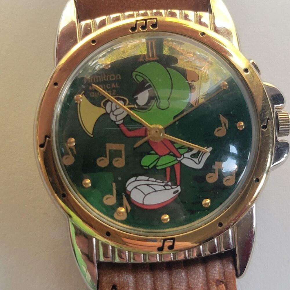 Vintage Armitron Mens Watch Marvin Martian Green Dial Leather Musical Quartz